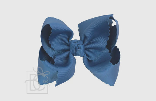 5.5” Scalloped Edge Bow on Clip- Dark Blue